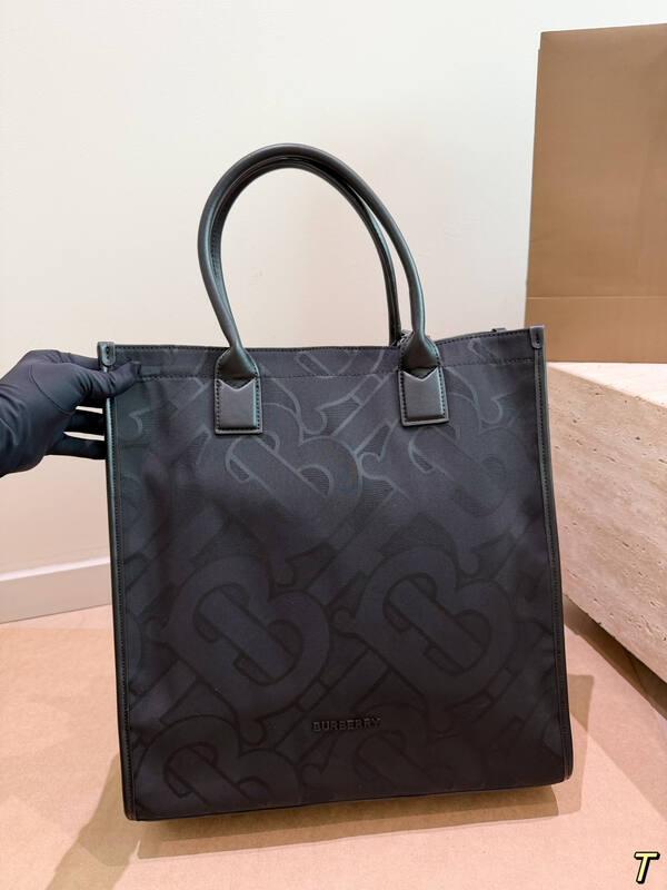 Burberry Monogram shoulder bag — 1:1 Replica