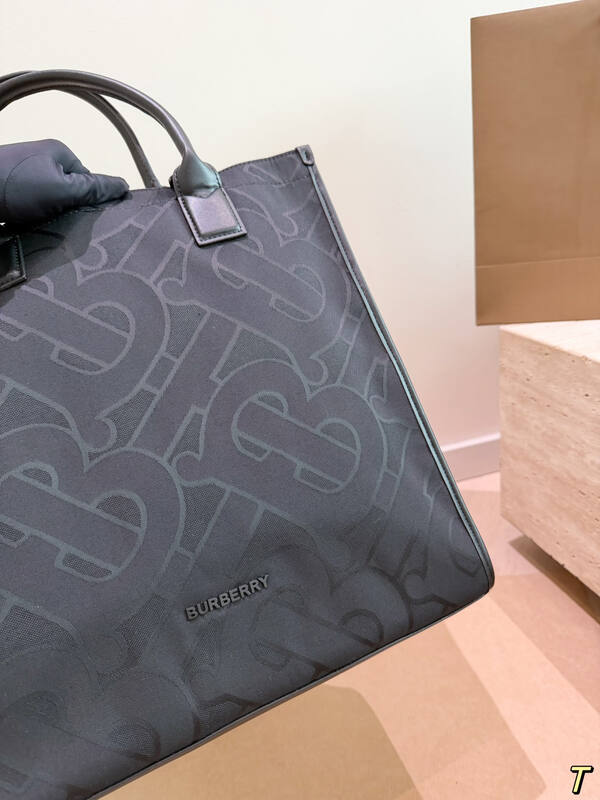 Burberry Monogram shoulder bag — 1:1 Replica