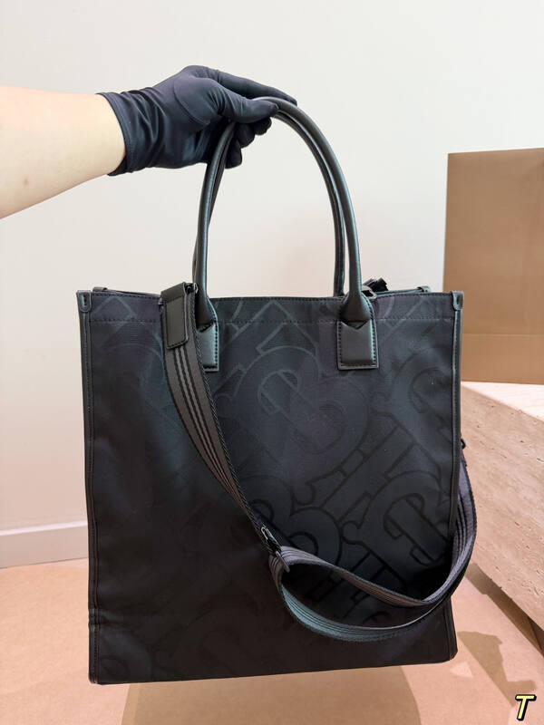 Burberry Monogram shoulder bag — 1:1 Replica