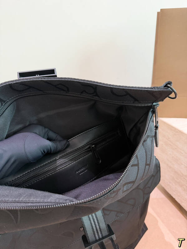 Burberry Monogram shoulder bag — 1:1 Replica