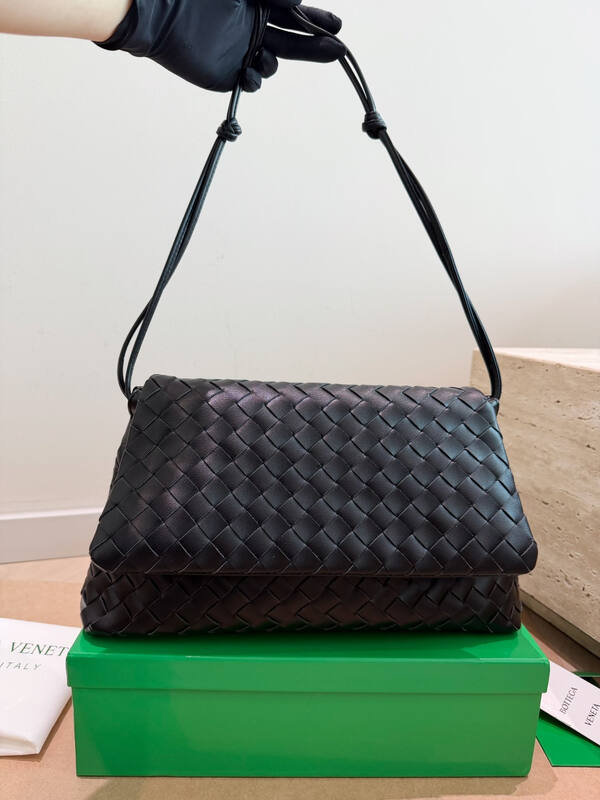 Bottega Veneta Brown shoulder bag — 1:1 Replica