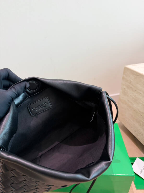 Bottega Veneta Black shoulder bag — Premium Replica