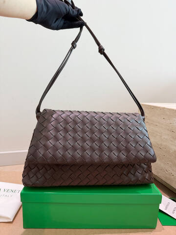 Bottega Veneta Brown shoulder bag 1 1 Replica
