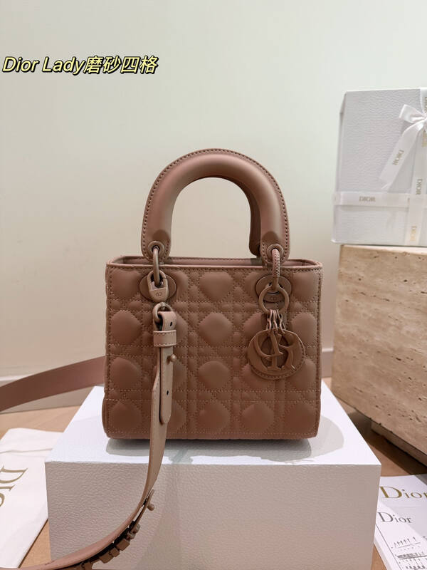 Dior Lady Dusty pink medium top handle — Top Quality Replica