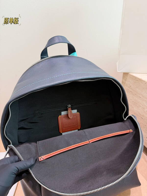 Coach shoulder bag — Top Quality Replica
