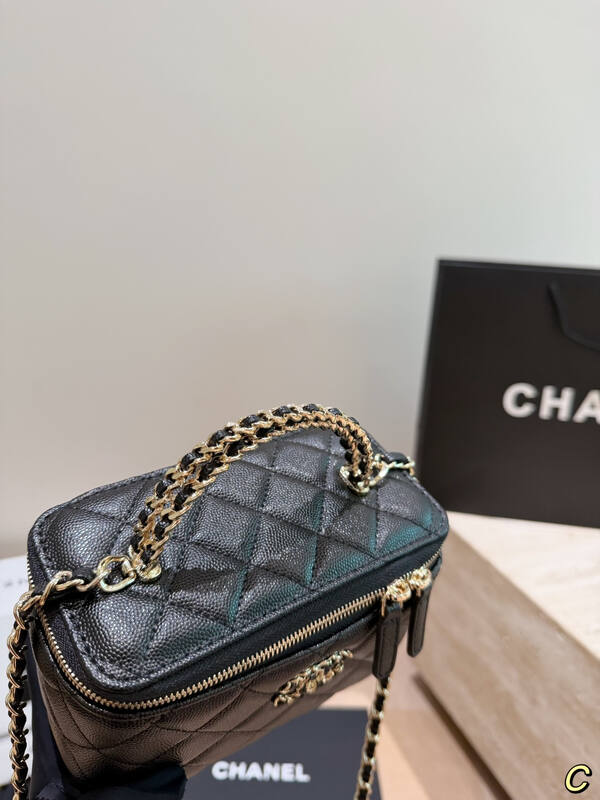 Chanel Black mini crossbody — Top Quality Replica