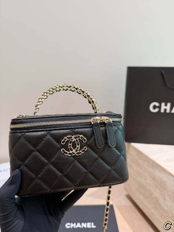 Chanel Black mini crossbody — Top Quality Replica