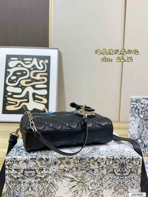 Dior Lady Black crossbody — Premium Replica