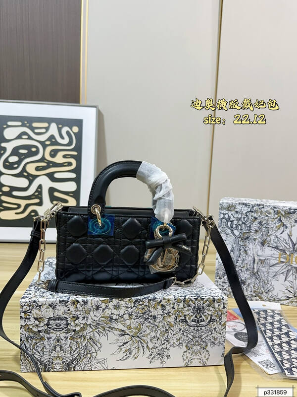 Dior Lady Black 22x12 crossbody — Top Quality Replica
