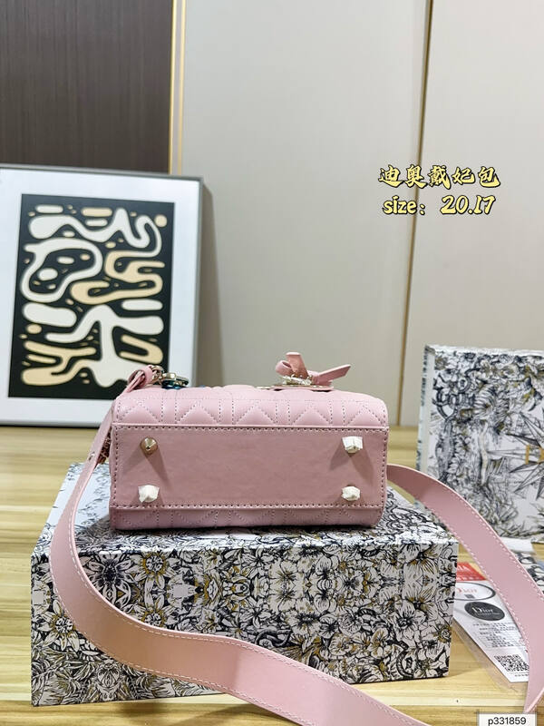 Dior Lady Pink 20 17 crossbody — Top Quality Replica