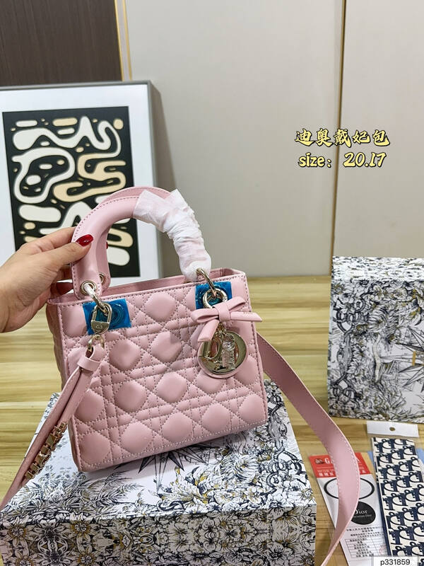 Dior Lady Pink 20 17 crossbody — Top Quality Replica