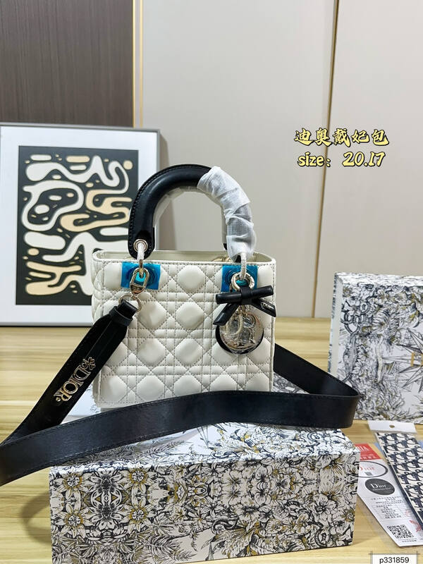 Dior Lady Pink 20 17 crossbody — AAA Quality Replica