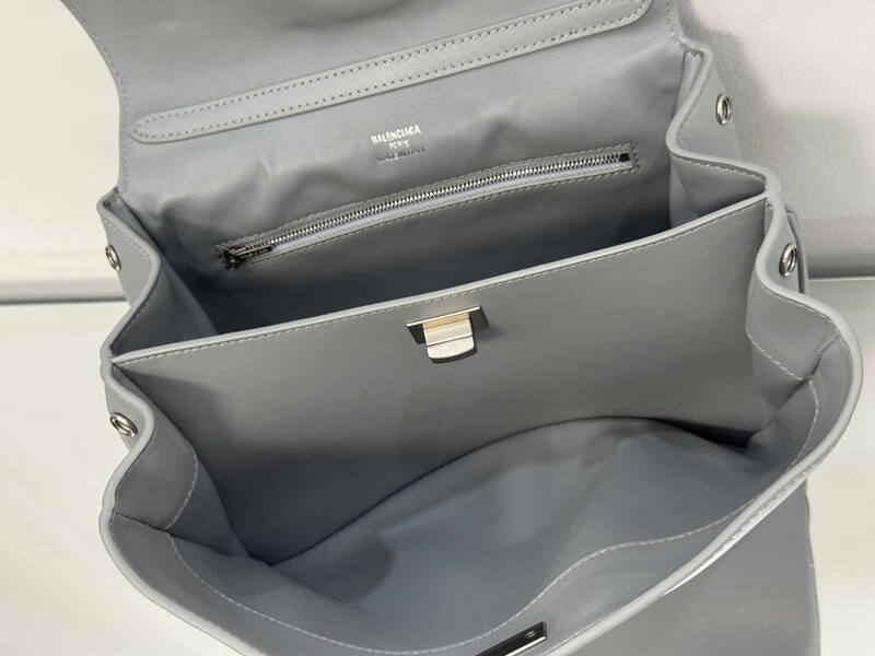 Balenciaga Grey 25x18x10cm shoulder bag — AAA Quality Replica