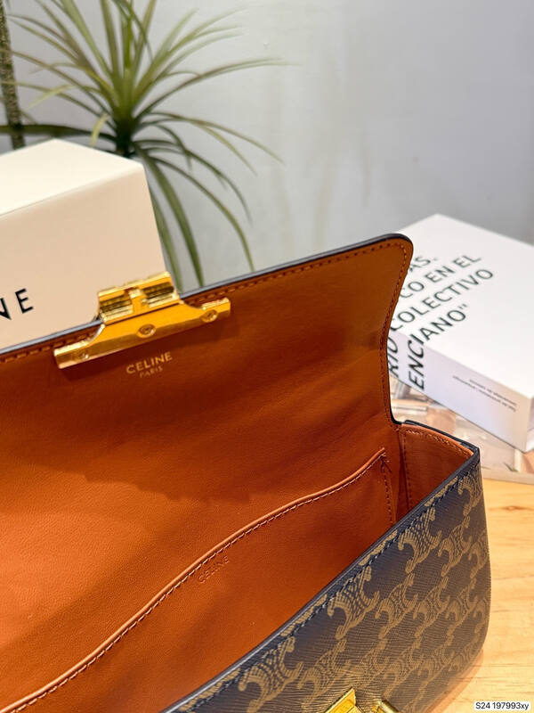 Celine Triomphe Triomphe Canvas Dark Brown shoulder bag — Top Quality Replica