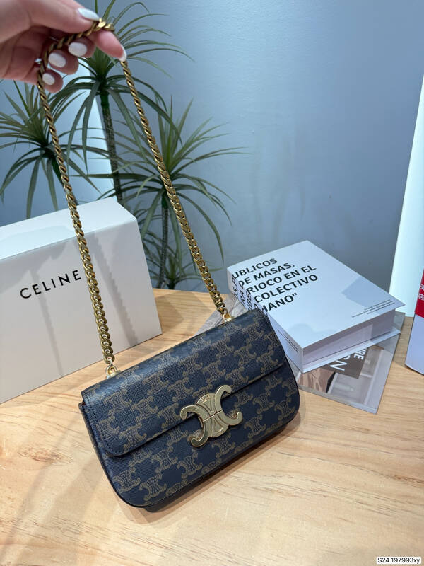 Celine Triomphe Triomphe Canvas Dark Brown shoulder bag — Top Quality Replica