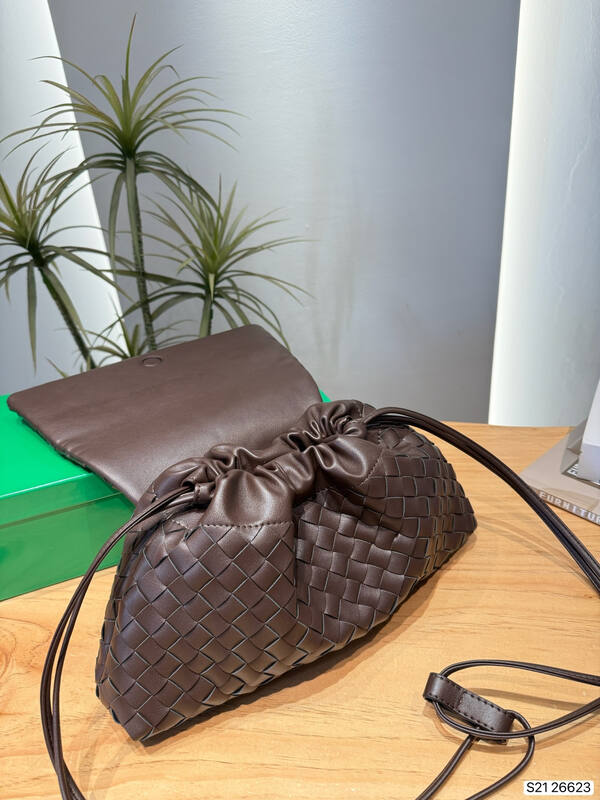 Bottega Veneta Brown shoulder bag — AAA Quality Replica