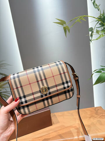 Burberry Brown 25x18x10cm shoulder bag 1 1 Replica