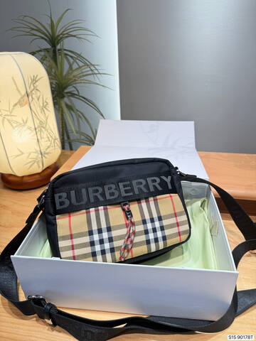 Burberry Black 25x18x10cm shoulder bag 1 1 Replica