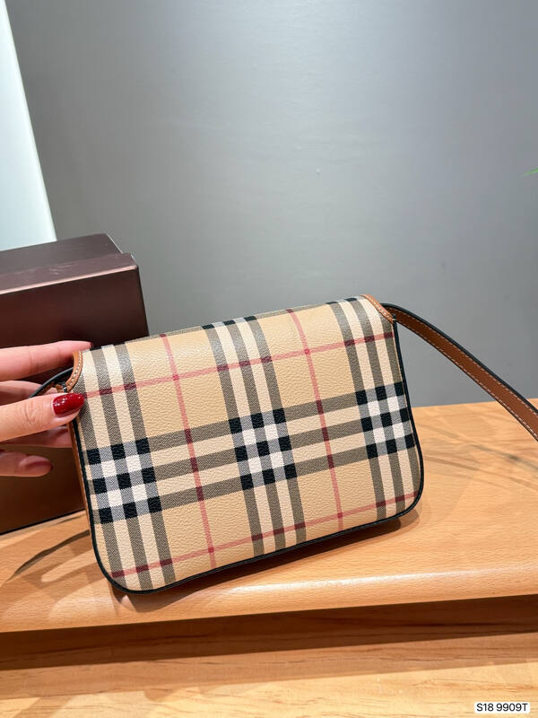 Burberry Brown 25x18x10cm shoulder bag — 1:1 Replica