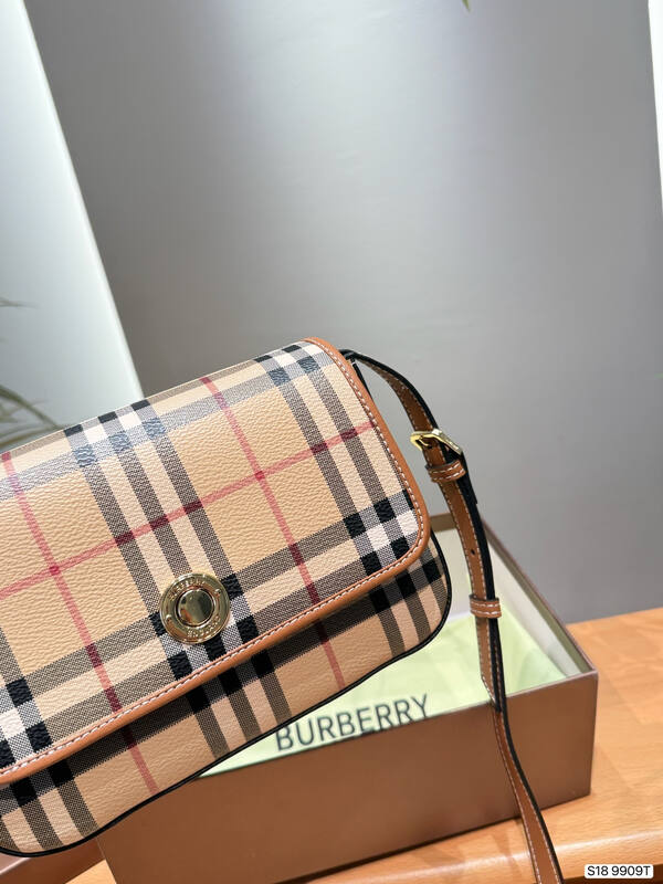 Burberry Brown 25x18x10cm shoulder bag — 1:1 Replica
