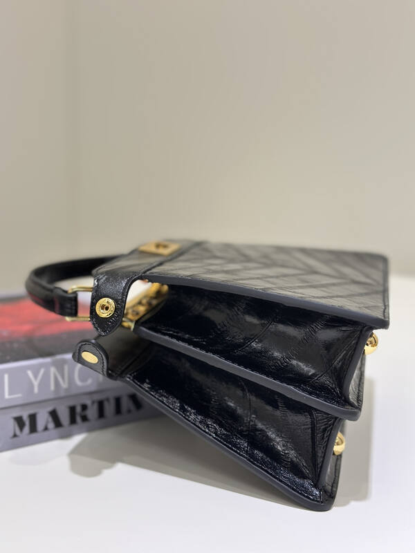 Fendi Peekaboo Black 33x22x14cm shoulder bag — Top Quality Replica