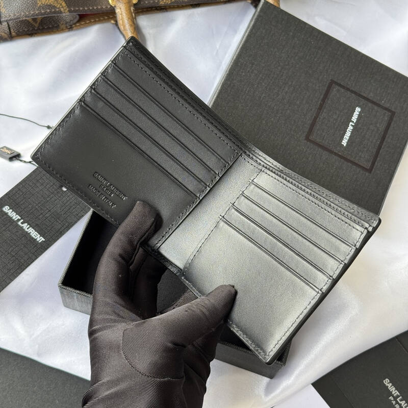 Saint Laurent Black leather wallet — AAA Quality Replica