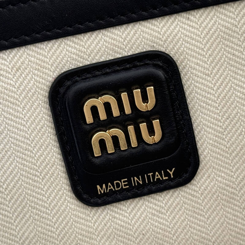 Miu Miu Black shoulder bag — Top Quality Replica