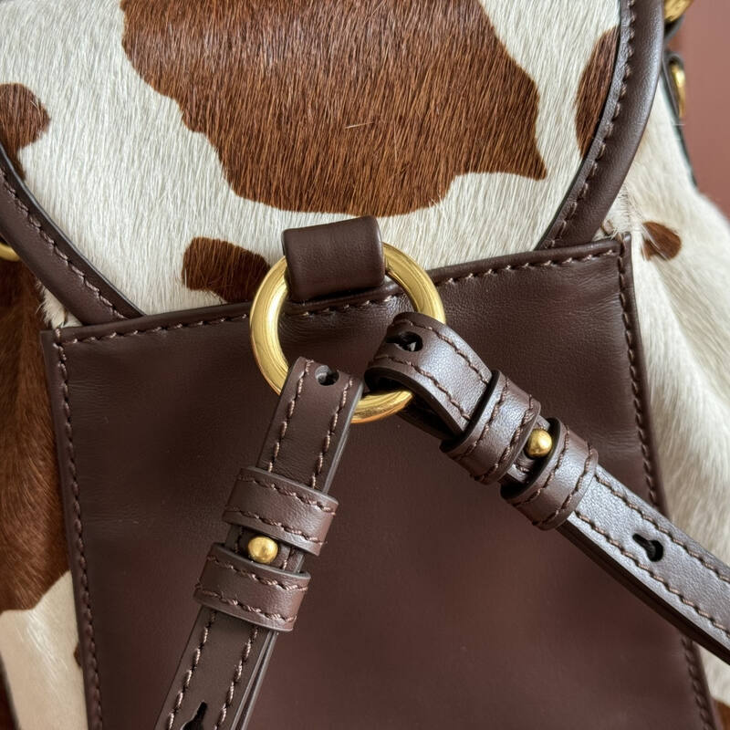 Miu Miu Brown 25x18x10cm shoulder bag — Premium Replica