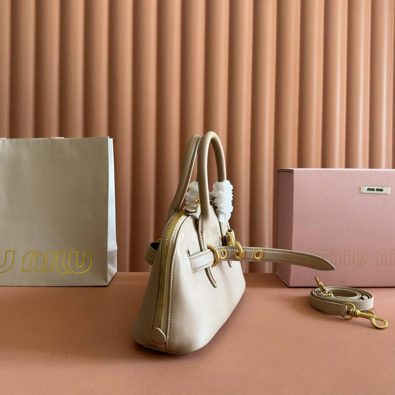 Miu Miu Beige 25x18x10cm shoulder bag — Top Quality Replica