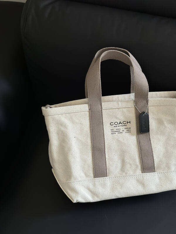 Coach White shoulder bag — Premium Replica