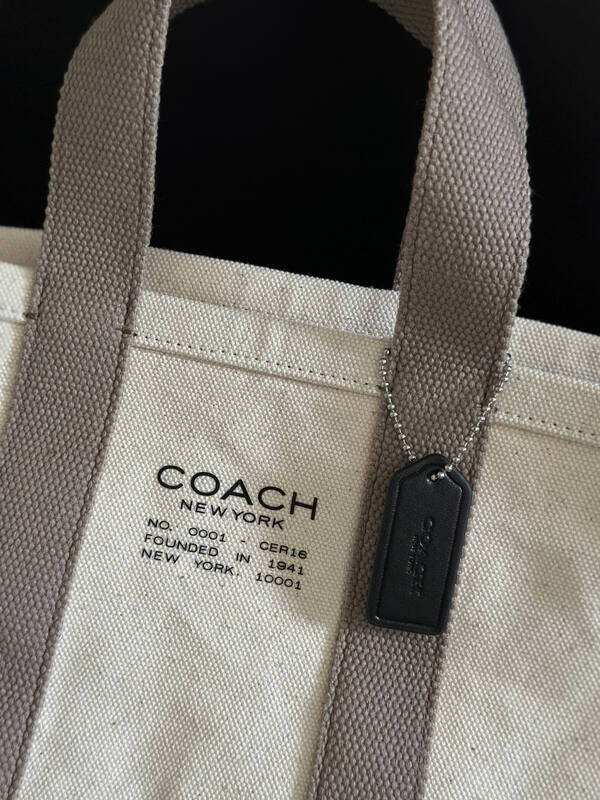 Coach White shoulder bag — Premium Replica