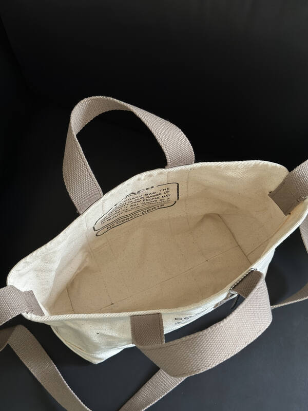 Coach White shoulder bag — Premium Replica