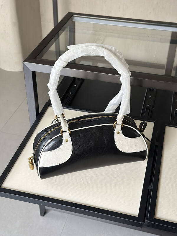 Coach Black shoulder bag — Top Quality Replica
