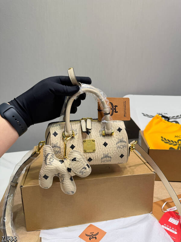 MCM Visetos shoulder bag — 1:1 Replica