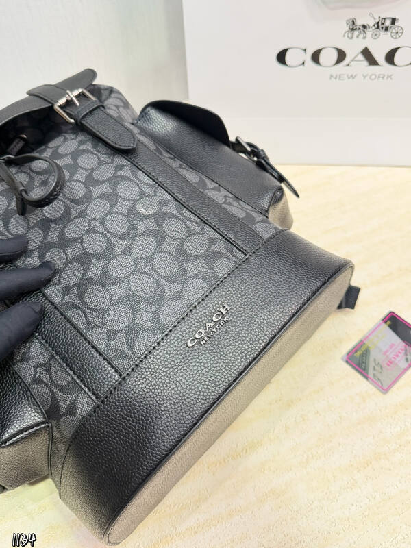 Coach Monogram shoulder bag — Premium Replica