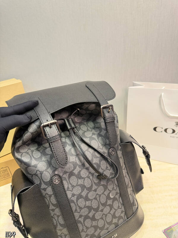 Coach Monogram shoulder bag — Premium Replica