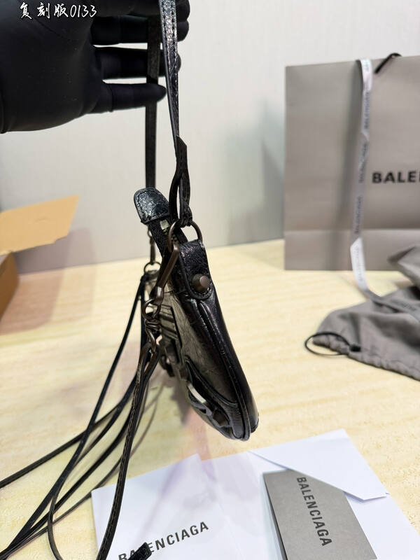 Balenciaga Le Cagole Black shoulder bag — Top Quality Replica