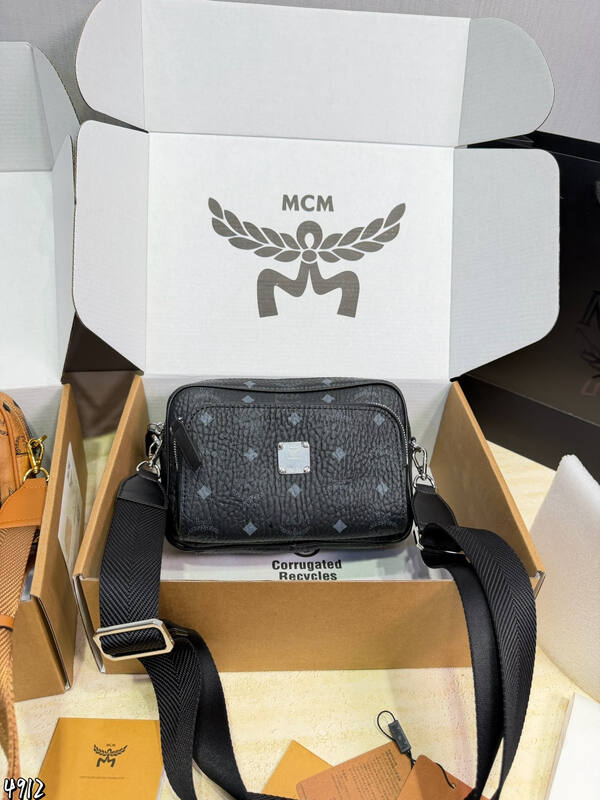 MCM Visetos 25x18x10cm shoulder bag — Premium Replica