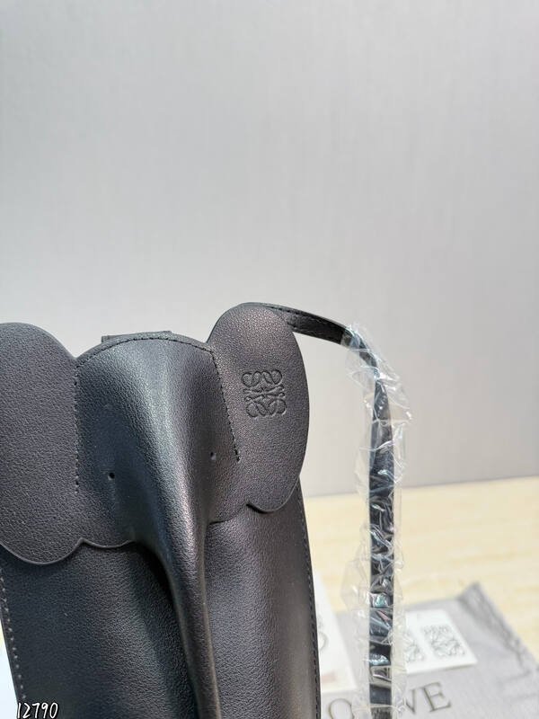Loewe Black shoulder bag — 1:1 Replica