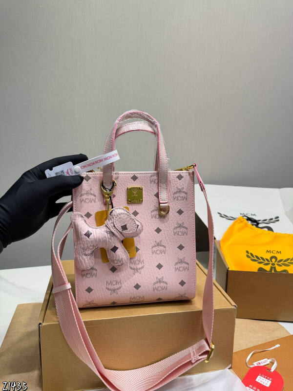 MCM Monogram shoulder bag — Premium Replica