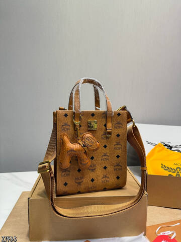 MCM Visetos 18x12cm shoulder bag AAA Quality Replica
