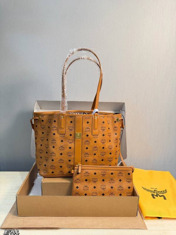 MCM Toni Visetos shoulder bag — Premium Replica