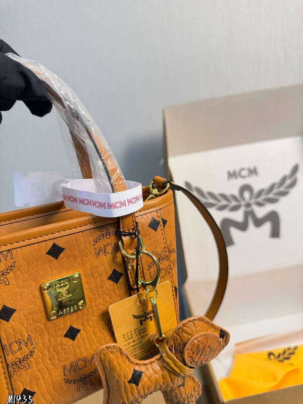 MCM Visetos shoulder bag — 1:1 Replica