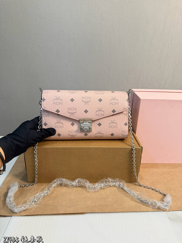 MCM Monogram shoulder bag — 1:1 Replica