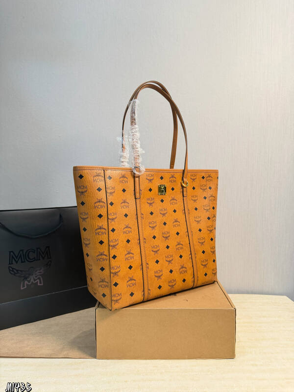 MCM Toni Visetos shoulder bag — AAA Quality Replica