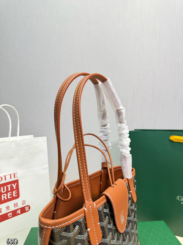 Goyard Brown shoulder bag — Top Quality Replica