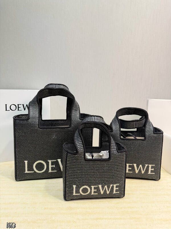Loewe Beige shoulder bag — 1:1 Replica