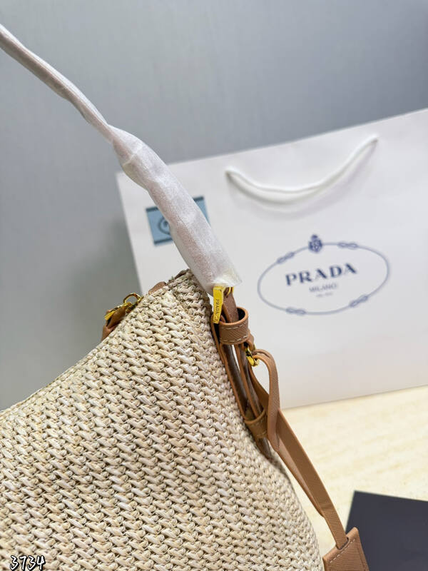 Prada Re-Edition Brown shoulder bag — Top Quality Replica
