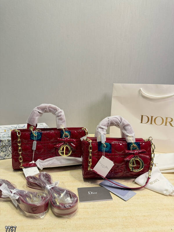 Dior Lady Grey patent 26 shoulder — Top Quality Replica