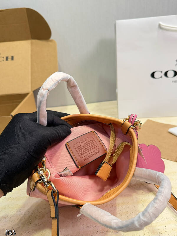 Coach City Pink 38x28x15cm shoulder bag — AAA Quality Replica